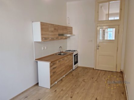 Pronájem bytu, 3+kk, 70 m²