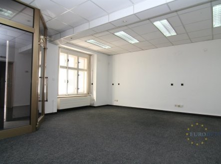 Pronájem obchodní prostory, 60 m²