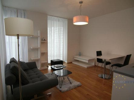 Pronájem bytu, 2+kk, 70 m²