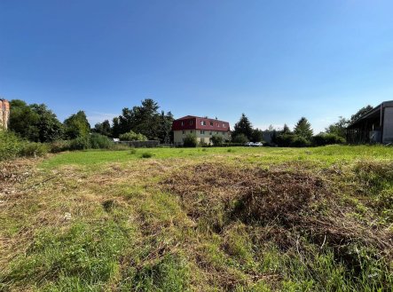 Prodej pozemku pro bydlení, 2 200 m²