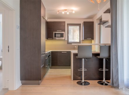 Pronájem bytu, 3+kk, 82 m²