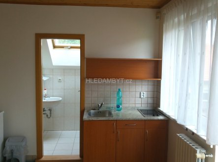Pronájem bytu, garsoniéra, 35 m²