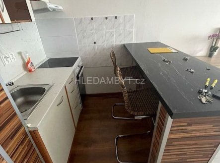 Pronájem bytu, 2+kk, 43 m²
