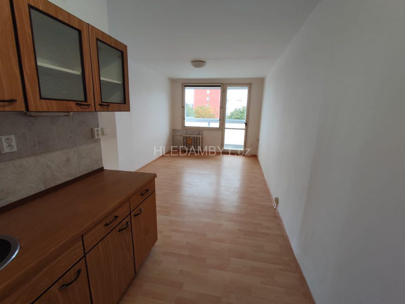 Pronájem bytu Praha 4 Krč 2+kk s lodžií Novodvorská