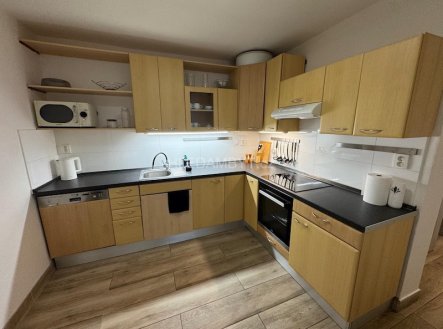 Pronájem bytu, 3+kk, 76 m²