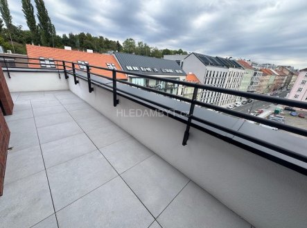 Pronájem bytu, 1+kk, 35 m²