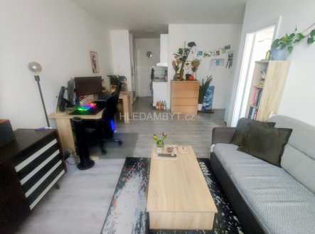 Pronájem bytu, 2+kk, 43 m²