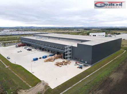 Pronájem skladu, 500 m²