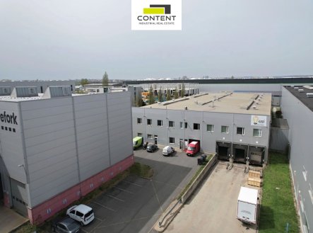 Pronájem skladu, 2 695 m²