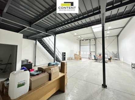 Pronájem skladu, 270 m² obrázek