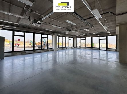 Pronájem skladu, 2 460 m²