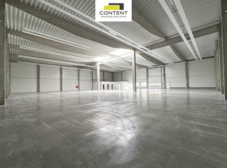 Pronájem skladu, 1 300 m²