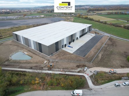 Pronájem skladu, 10 000 m²