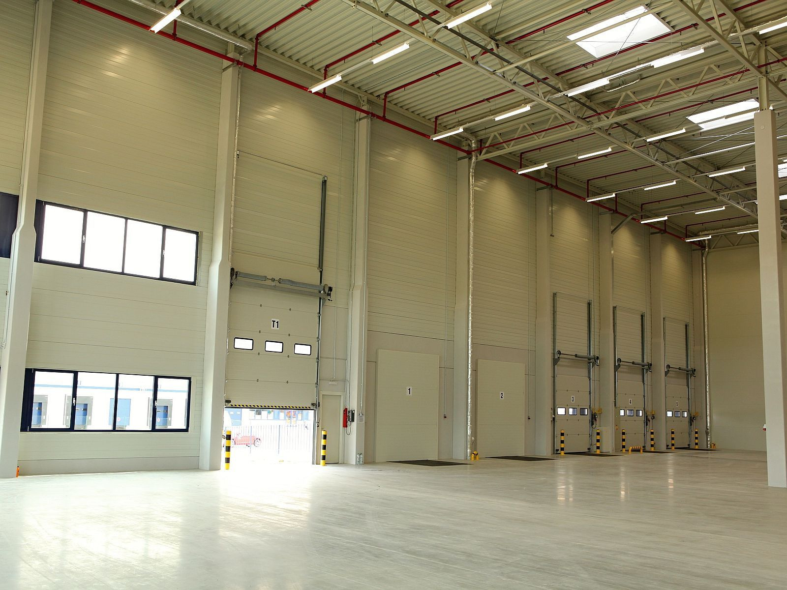 Pronájem skladových, výrobních prostor 7.000 m², Most