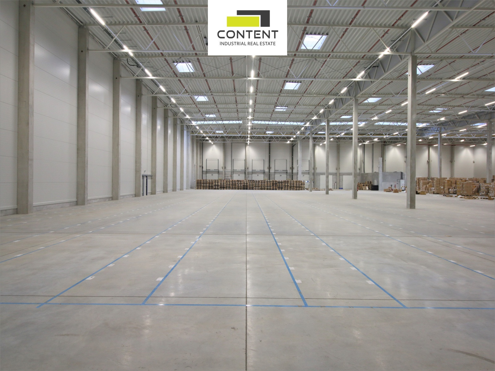 Pronájem skladu, výrobních prostor 7.500 m², Humpolec, D1 
