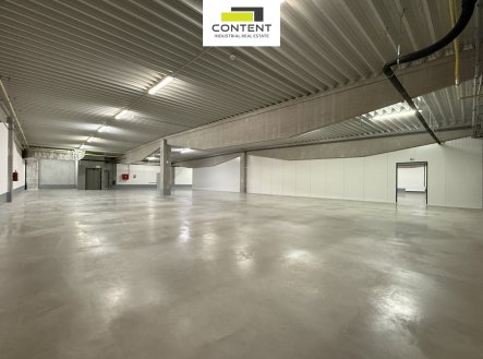 Pronájem skladu, 2 455 m²