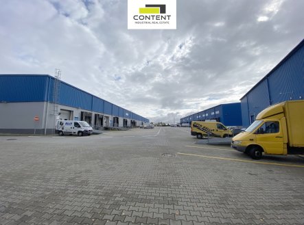 Pronájem skladu, 2 905 m²