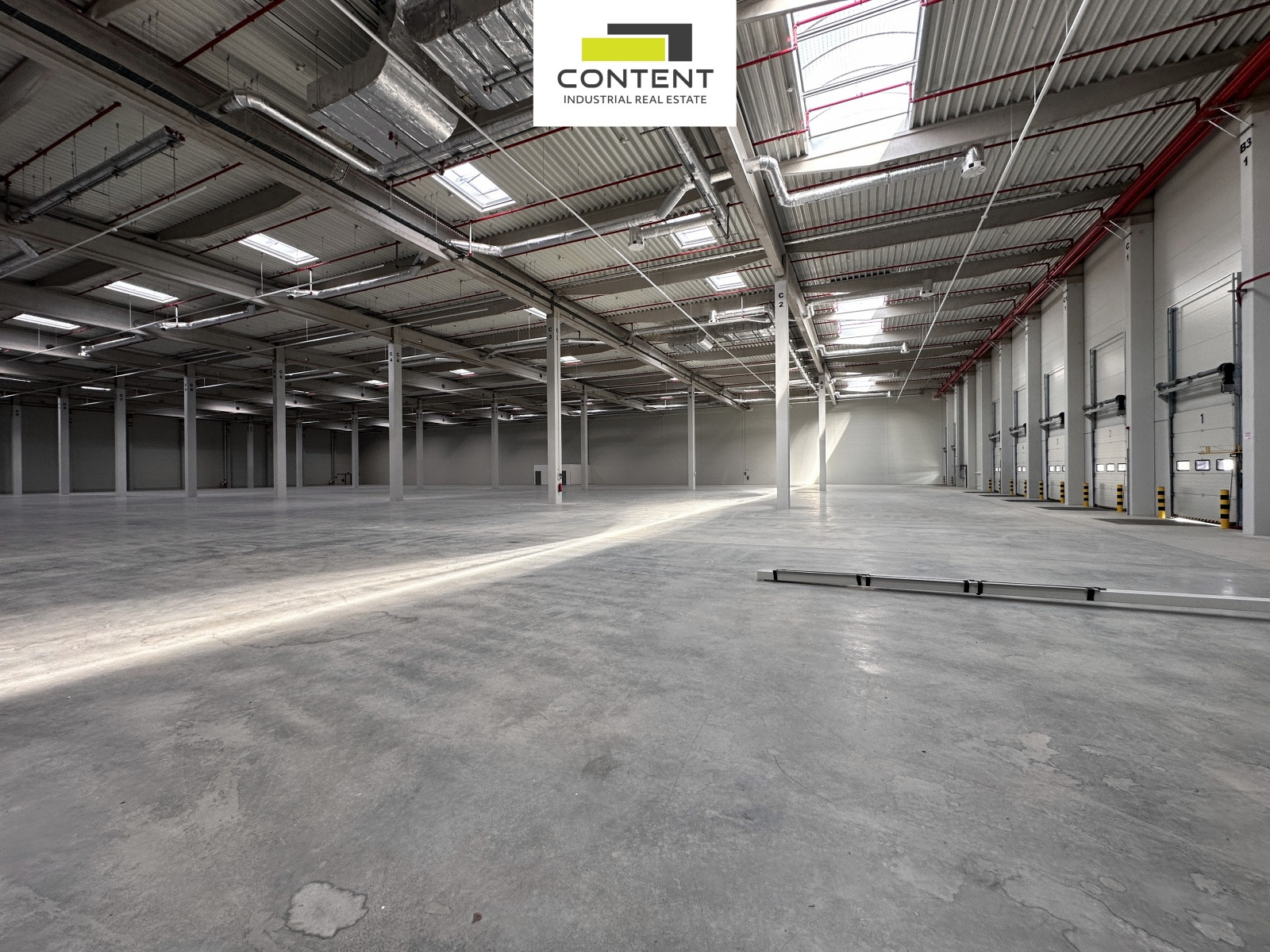 Pronájem novostavby skladu, výrobních prostor 8.640 m², Pohořelice