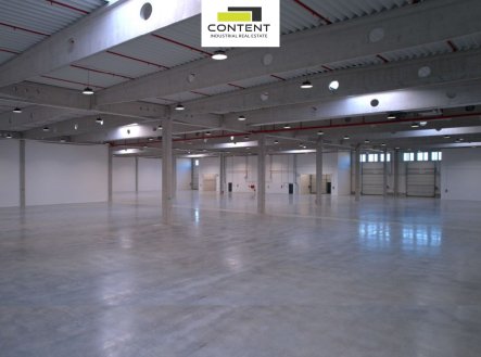 Pronájem skladu, 7 000 m²