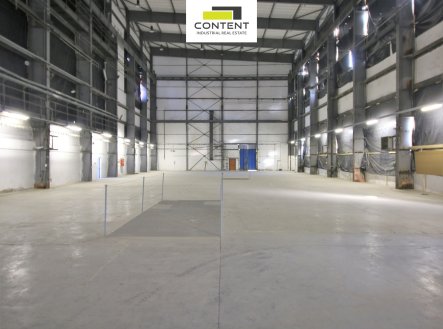 Pronájem skladu, 2 399 m²