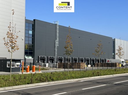 Pronájem skladu, 4 200 m²