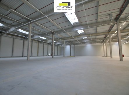 Pronájem skladu, 3 500 m²