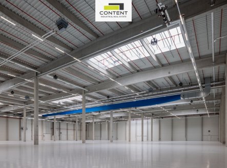 Pronájem skladu, 7 638 m²