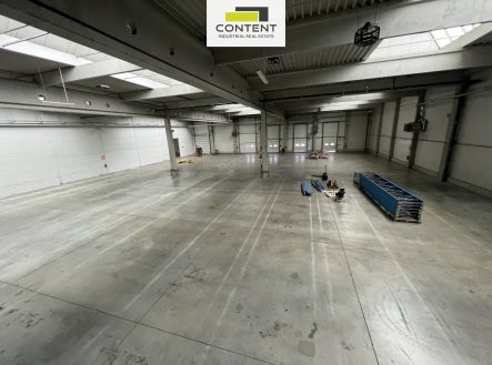 Pronájem skladu, 4 114 m²
