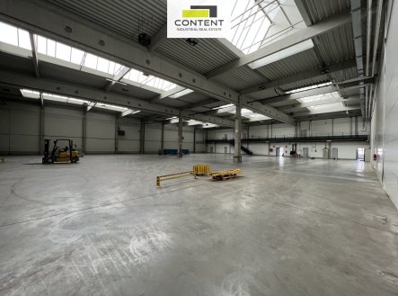 Pronájem skladu, 4 114 m²