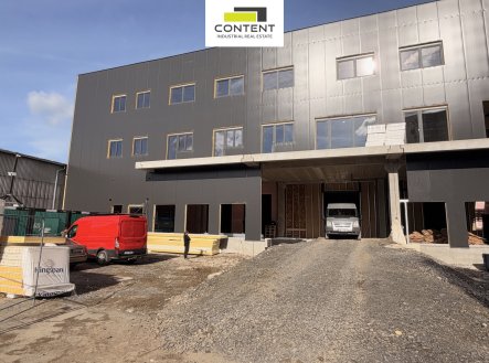 Pronájem skladu, 1 150 m²