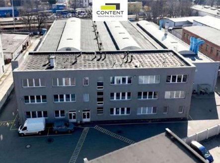 Pronájem skladu, 1 390 m²