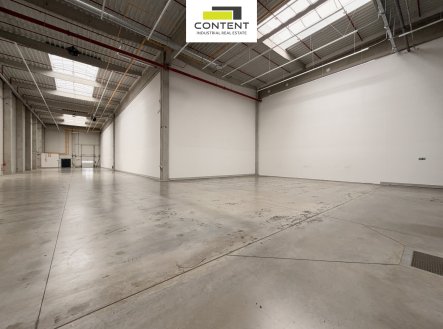 Pronájem skladu, 1 331 m²