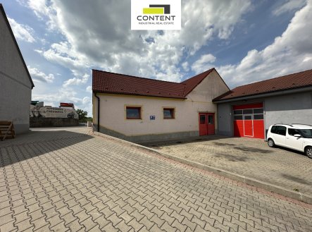 Pronájem skladu, 445 m²