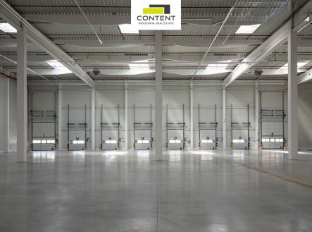 Pronájem skladu, 5 716 m²