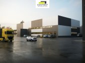 Pronájem skladu, 2 400 m²