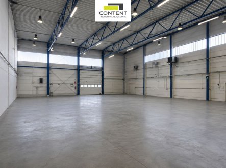 Pronájem skladu, 1 303 m²