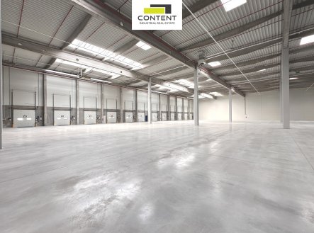 Pronájem skladu, 12 600 m²