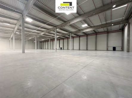Pronájem skladu, 18 200 m²