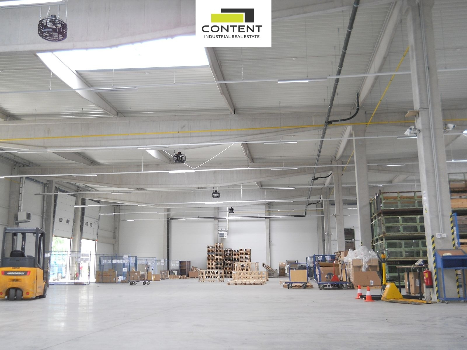 Pronájem skladu, výrobních prostor 15.000 m², Ústí nad Labem, Chlumec D8