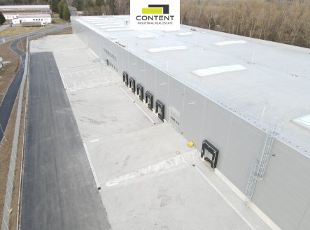 Pronájem výrobní prostory, 9 370 m²