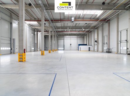 Pronájem skladu, 18 000 m²
