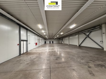 Pronájem výrobní prostory, 1 106 m²