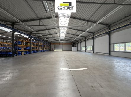 Pronájem výrobní prostory, 2 142 m²