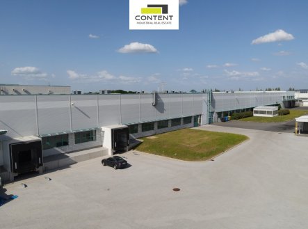 Pronájem skladu, 9 800 m²