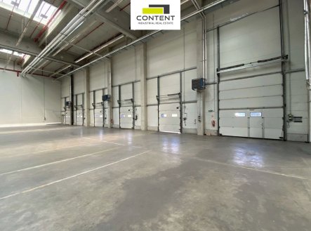 Pronájem skladu, 3 064 m²