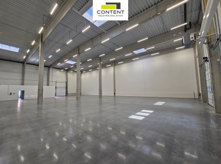 Pronájem skladu, 1 261 m²