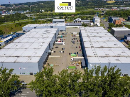 Pronájem skladu, 609 m²