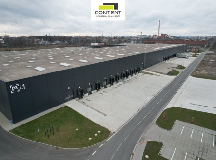Pronájem skladu, 15 000 m²
