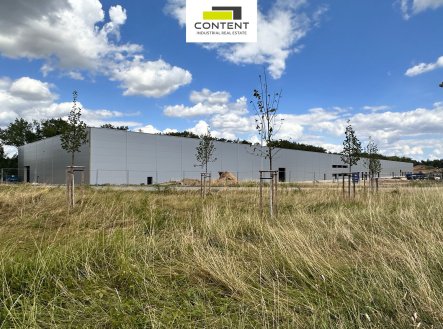 Pronájem skladu, 8 000 m²