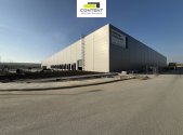 Pronájem skladu, 8 000 m²